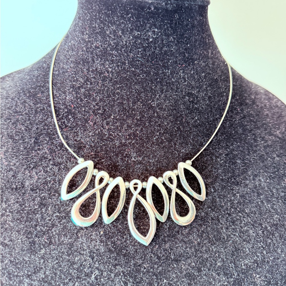 Vintage Silver Teardrop Necklace